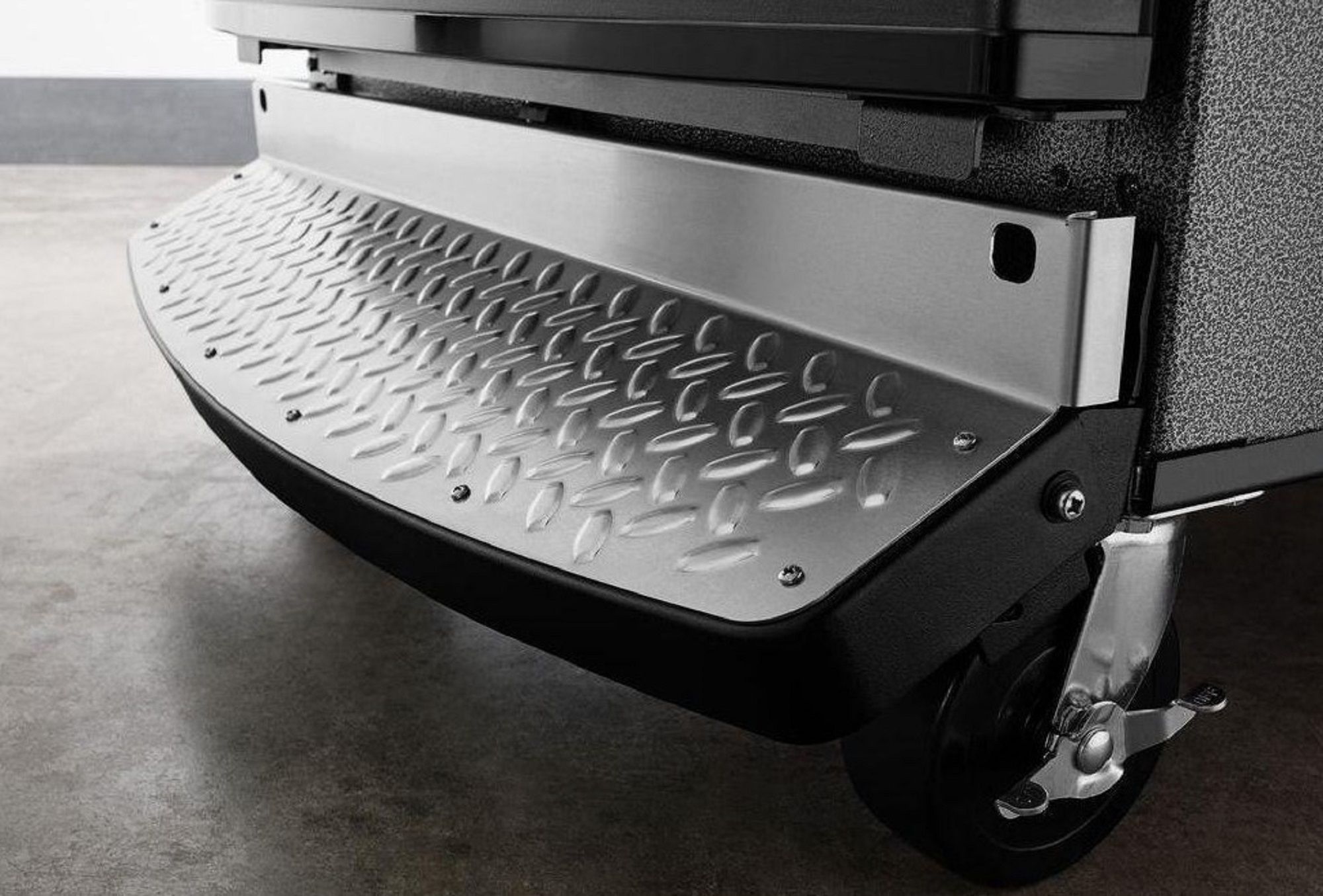 Gladiator GAFZ30FDGB Maytag MZF34X16DW 15.7 Cu. Ft. FrostFree